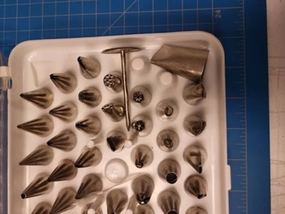 Cake Decorating Tips Set Piping Nozzles Icing Flower Pastry Tools Kit Supplies